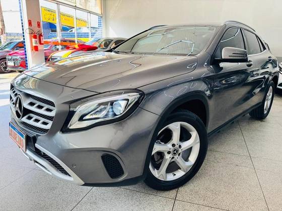 MERCEDES-BENZ GLA 200 1.6 CGI FLEX ADVANCE 7G-DCT